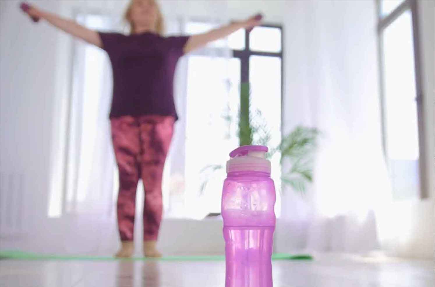 woman-training-home